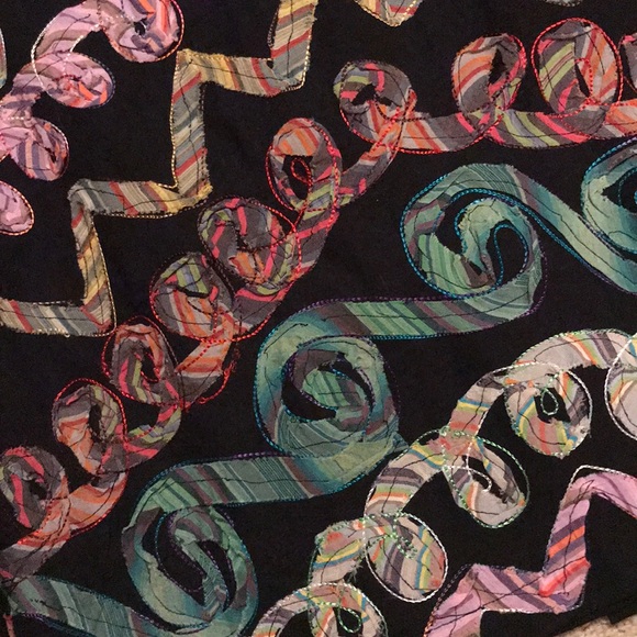 New Direction button down blouse - Picture 7 of 8